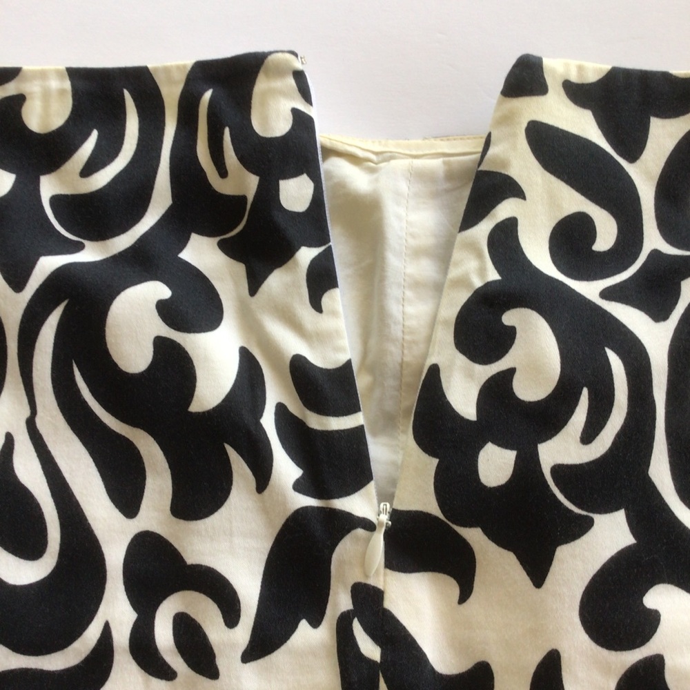 WHITE HOUSE BLACK MARKET RUFFLE HEM PATTERNED SKIRT SIZE 4 - Picture 9 of 11
